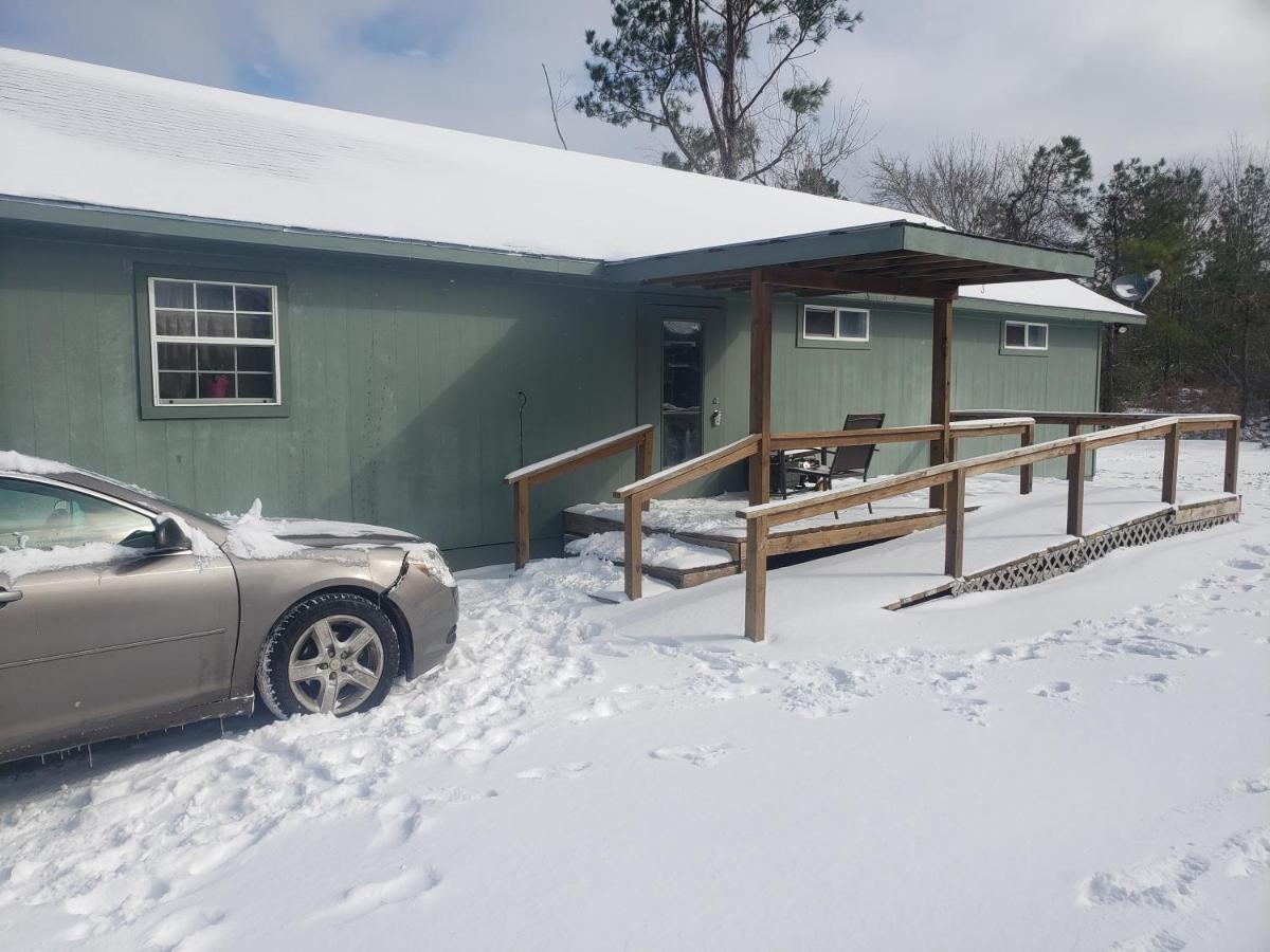 Tesla'S Lake Escape Onalaska ภายนอก รูปภาพ